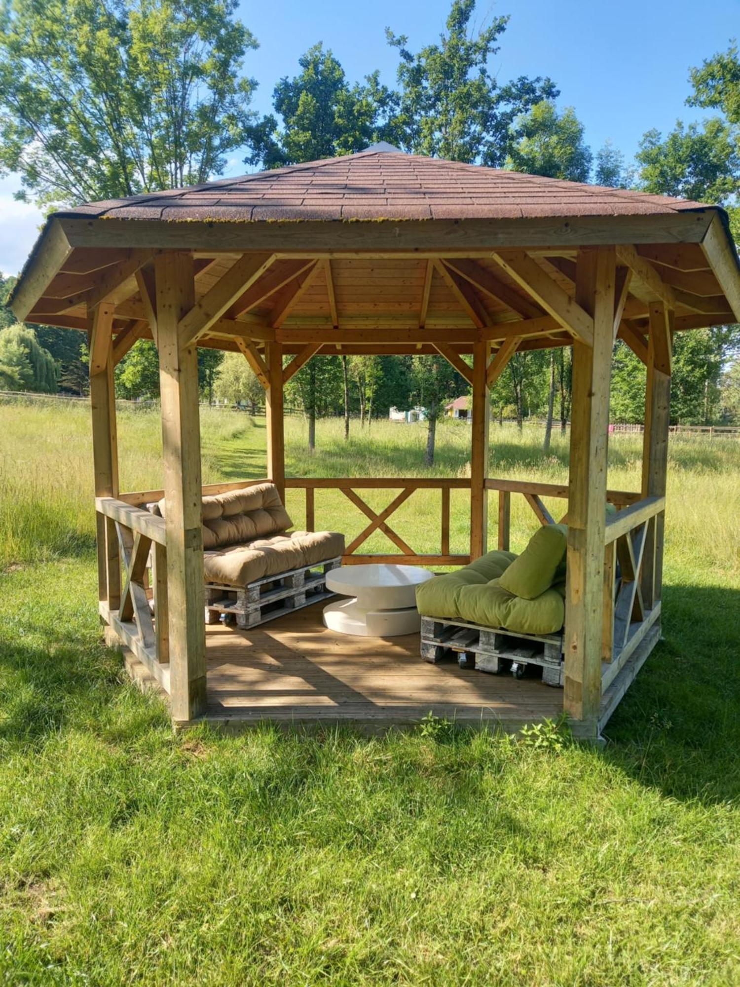 Le Grand-Lucé Chalet Au Coeur De La Nature מראה חיצוני תמונה